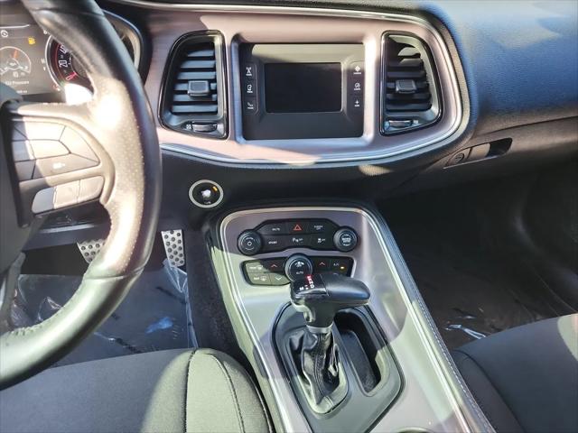 2017 Dodge Challenger R/T Shaker
