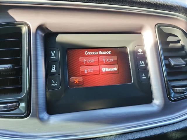 2017 Dodge Challenger R/T Shaker