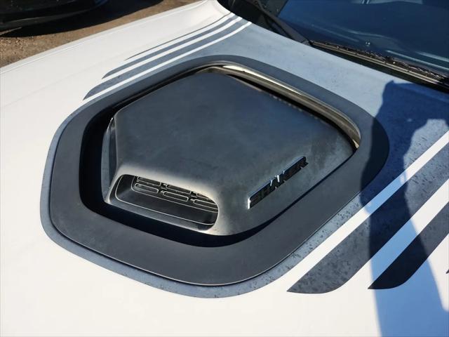 2017 Dodge Challenger R/T Shaker
