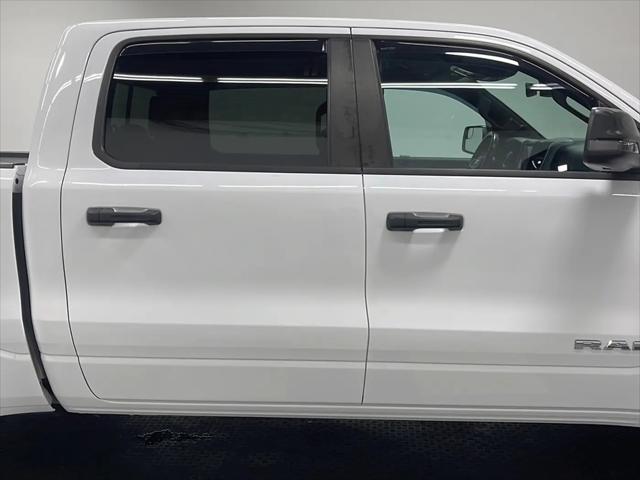2023 Ram 1500 Big Horn Crew Cab 4x4 57 Box
