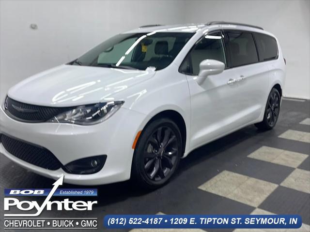 2020 Chrysler Pacifica Touring L for sale in Seymour, IN