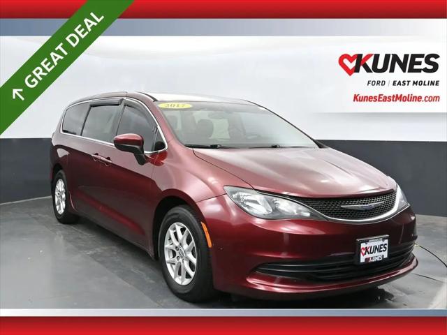 2017 Chrysler Pacifica LX for sale in East Moline, IL