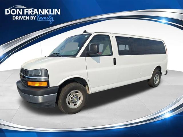 2025 Chevrolet Express Passenger RWD 3500 Extended Wheelbase LT for sale in Columbia, KY