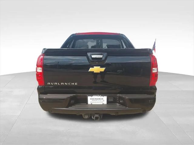 2013 Chevrolet Avalanche LS