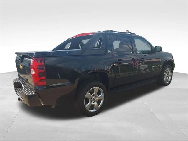 2013 Chevrolet Avalanche LS