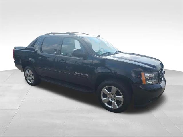 2013 Chevrolet Avalanche LS