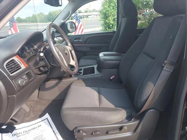 2013 Chevrolet Avalanche LS