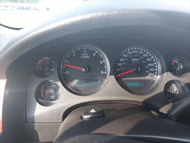 2013 Chevrolet Avalanche LS