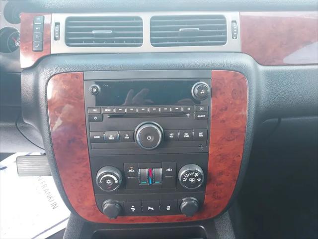 2013 Chevrolet Avalanche LS