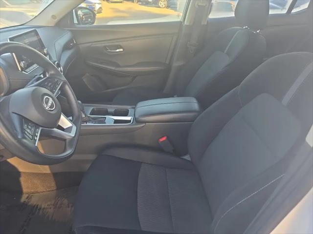 2024 Nissan Sentra SV Xtronic CVT