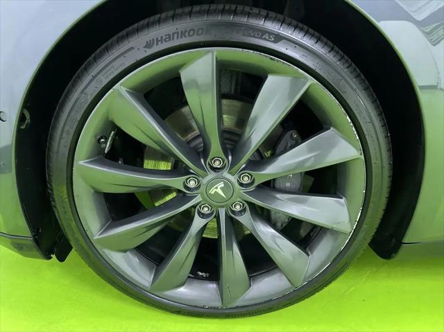 2016 Tesla Model S 85D