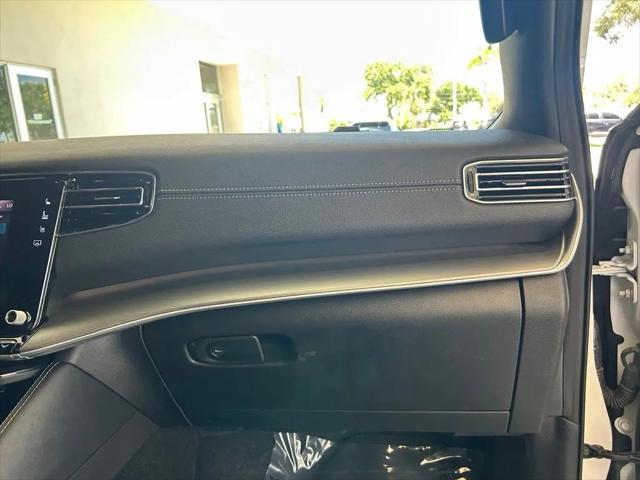 2025 Jeep Wagoneer Carbide 4x4
