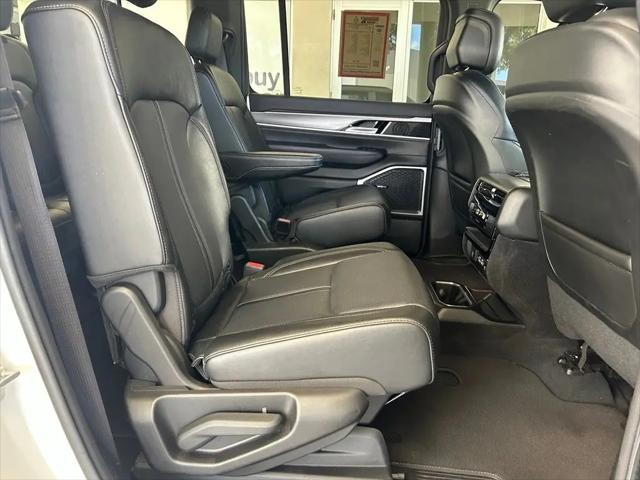 2025 Jeep Wagoneer Carbide 4x4
