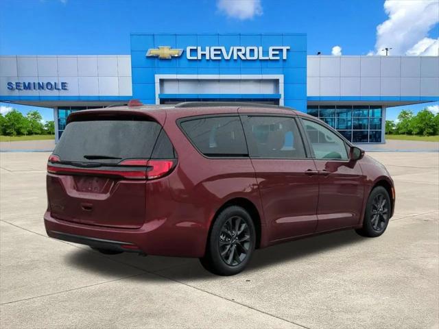 2021 Chrysler Pacifica Touring
