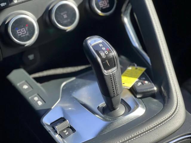 2019 Jaguar E-PACE R-Dynamic SE