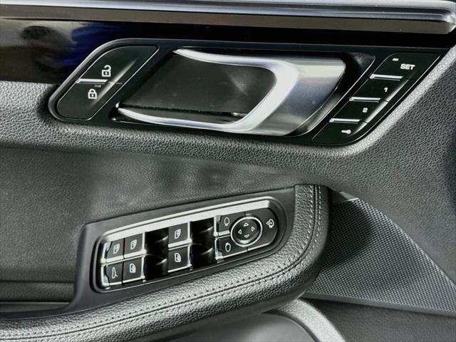 2024 Porsche Macan Macan