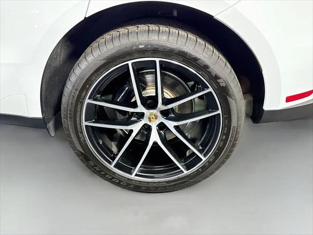 2024 Porsche Macan Macan