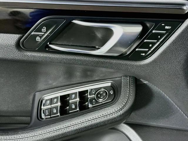 2024 Porsche Macan Macan