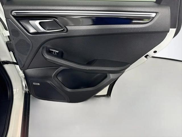 2024 Porsche Macan Macan