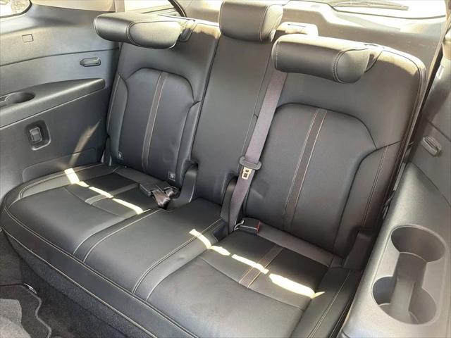 2024 Mazda X-90 3.3 Turbo Select