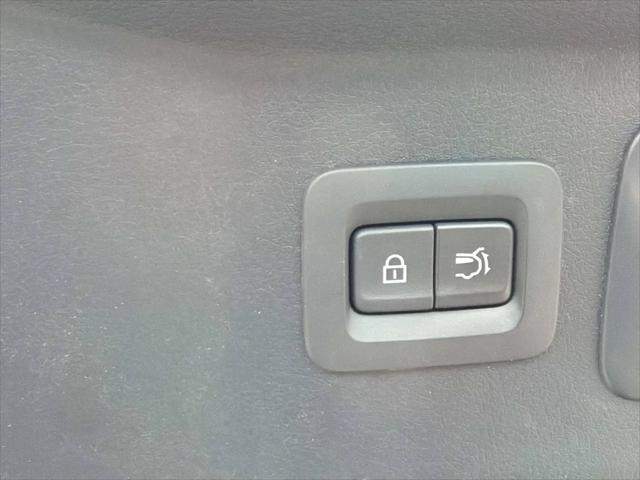 2024 Mazda X-90 3.3 Turbo Select