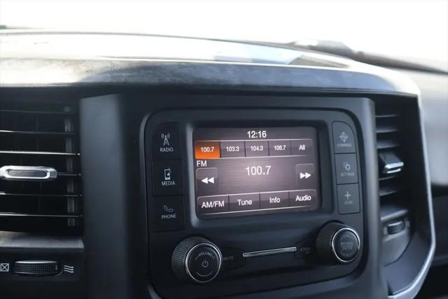 2021 Ram 1500 Big Horn Crew Cab 4x4 5'7" Box