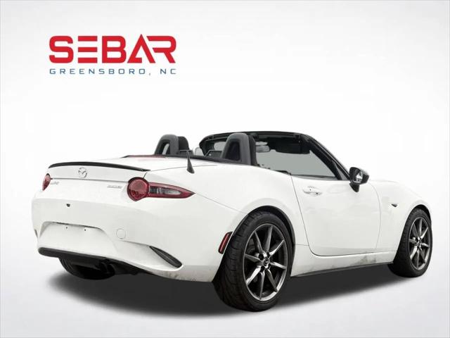 2020 Mazda MX-5 Sport