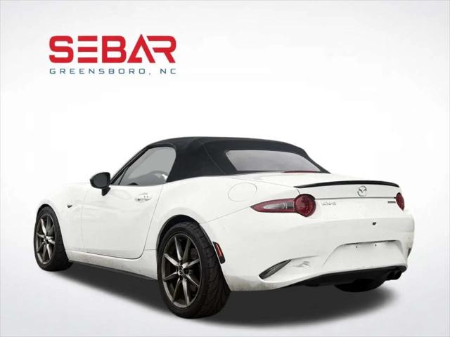 2020 Mazda MX-5 Sport