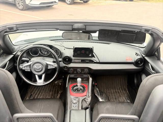 2020 Mazda MX-5 Sport
