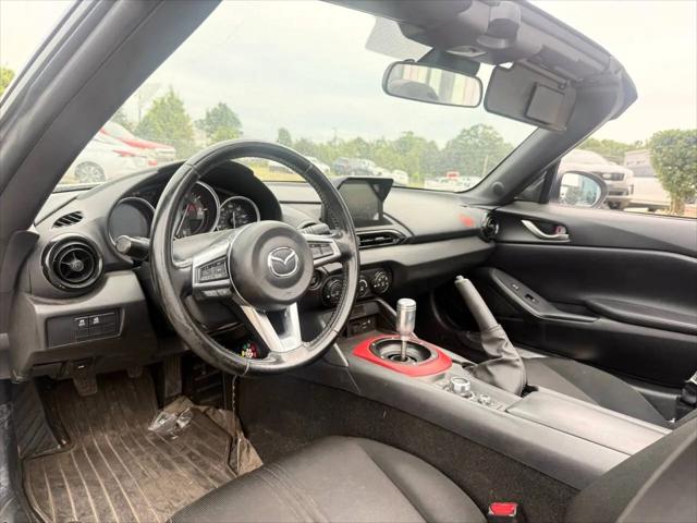 2020 Mazda MX-5 Sport