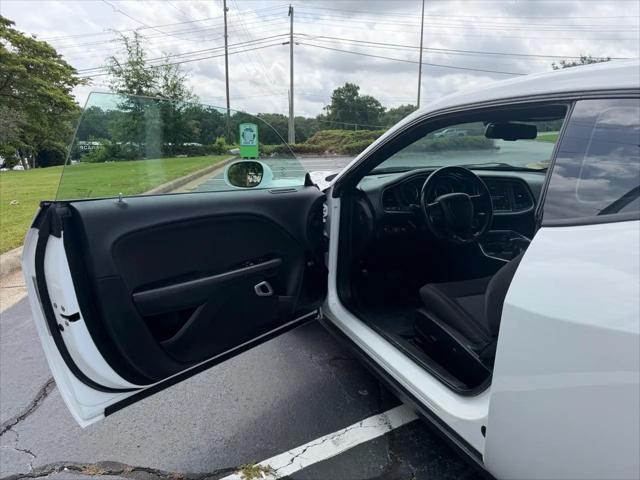 2021 Dodge Challenger SXT