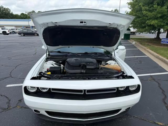 2021 Dodge Challenger SXT