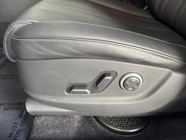 2025 Genesis GV80 2.5T Standard AWD