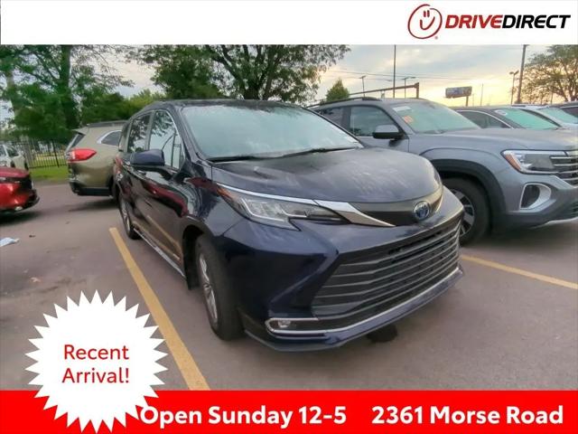 2021 Toyota Sienna XLE for sale near Columbus, OH
