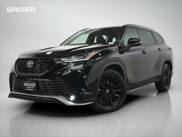 2025 Toyota Highlander XSE for sale in Burnsville, MN