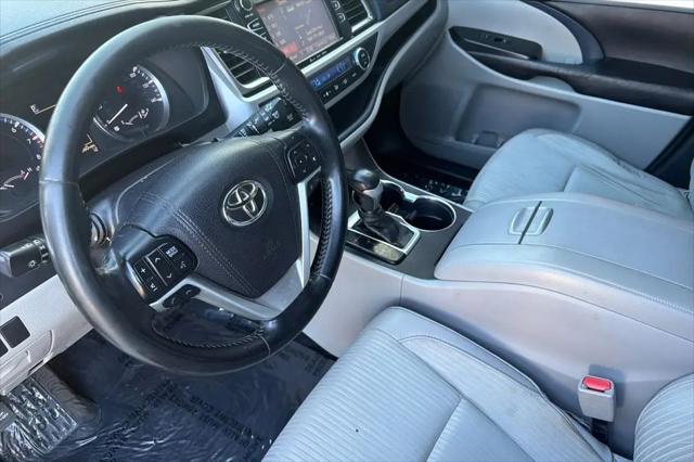 2017 Toyota Highlander LE Plus