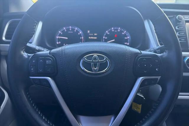2017 Toyota Highlander LE Plus