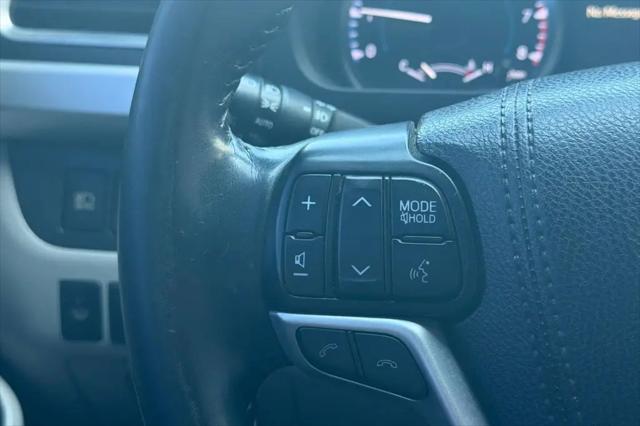 2017 Toyota Highlander LE Plus