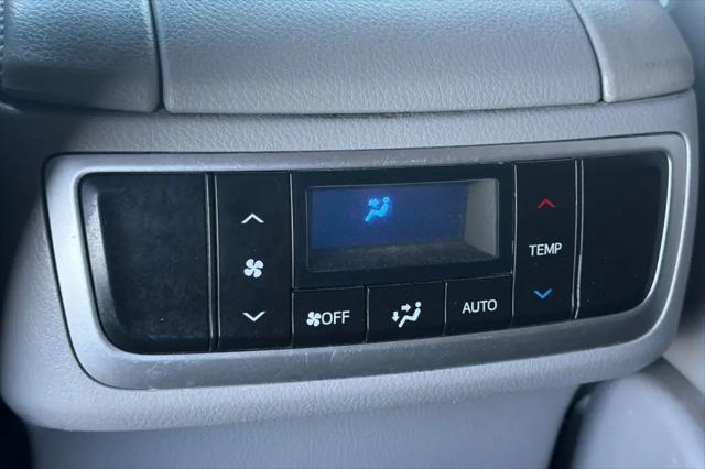 2017 Toyota Highlander LE Plus