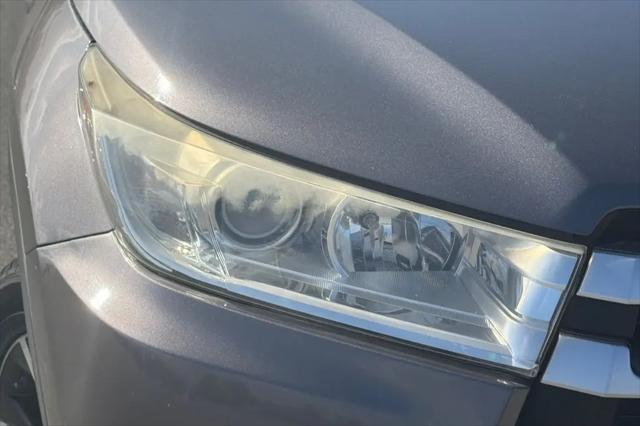 2017 Toyota Highlander LE Plus