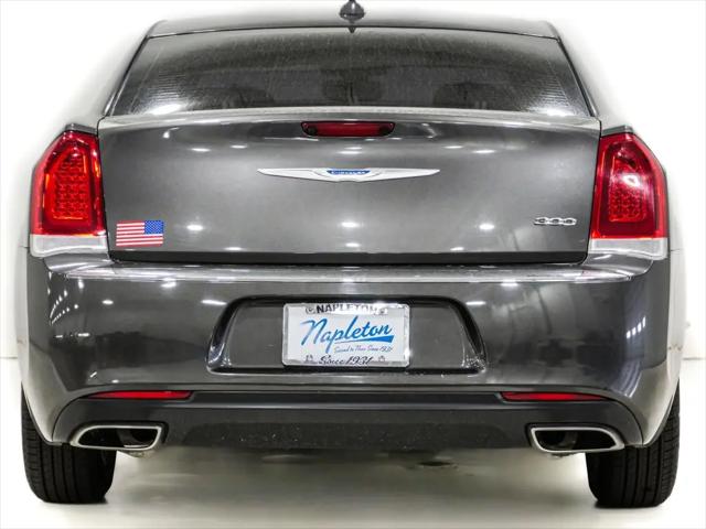 2023 Chrysler 300 Touring