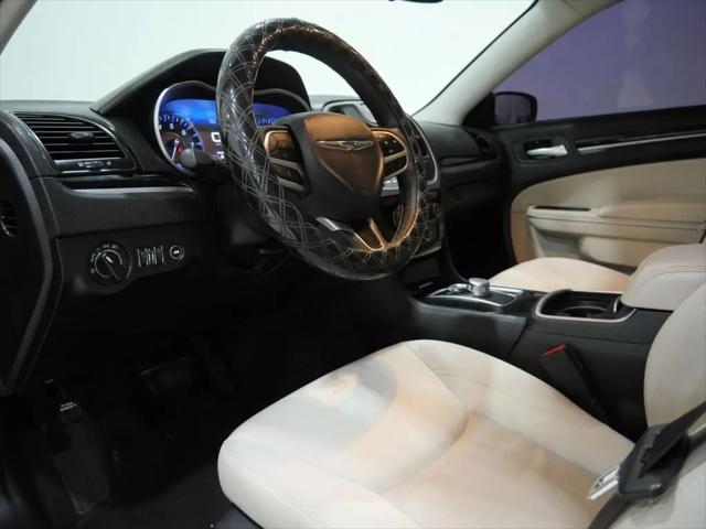 2023 Chrysler 300 Touring