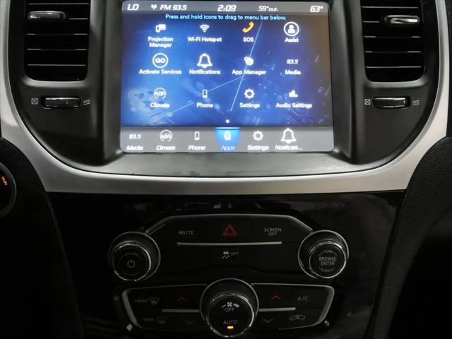 2023 Chrysler 300 Touring