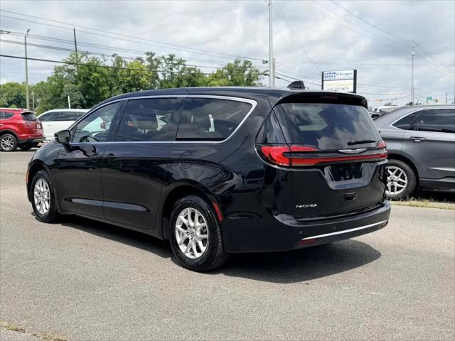 2023 Chrysler Pacifica Touring