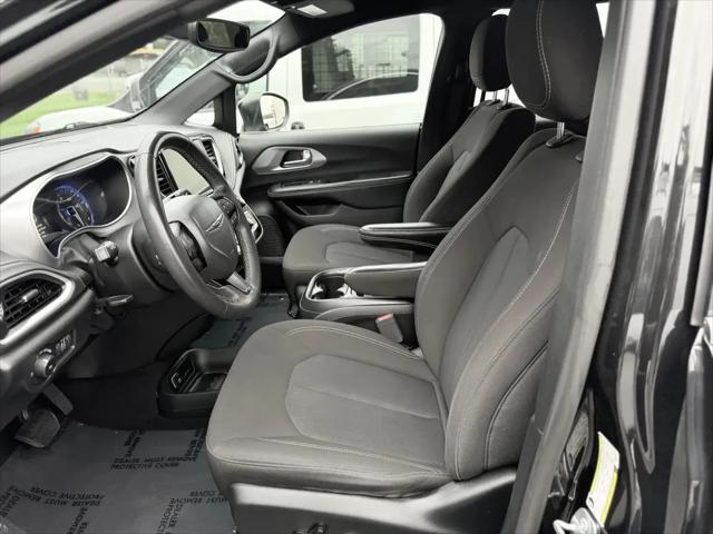 2023 Chrysler Pacifica Touring