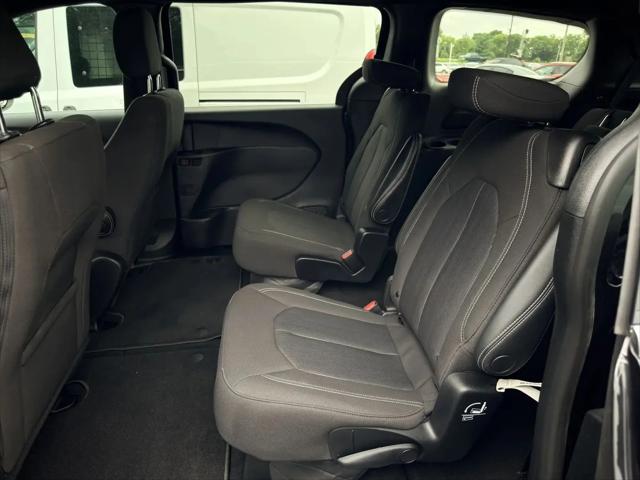 2023 Chrysler Pacifica Touring