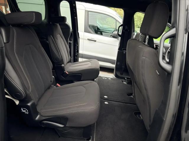 2023 Chrysler Pacifica Touring
