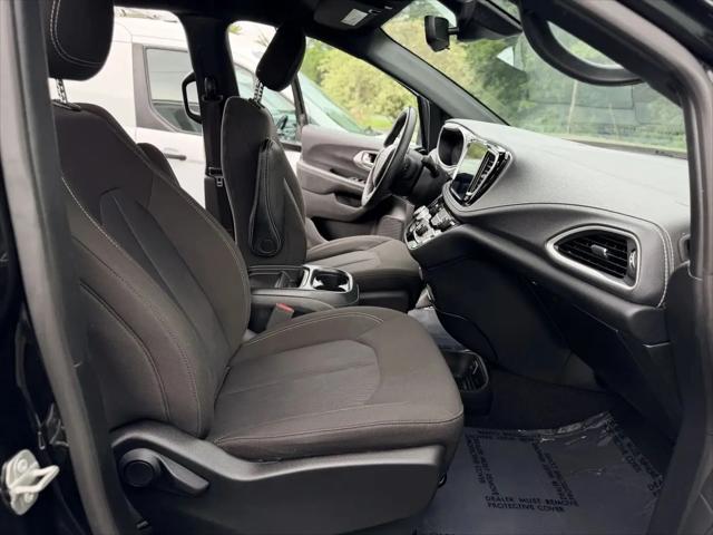2023 Chrysler Pacifica Touring