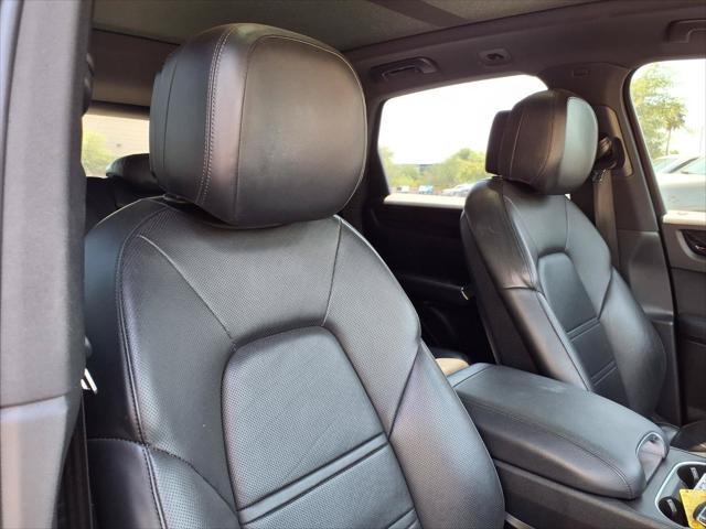 2020 Porsche Cayenne Base