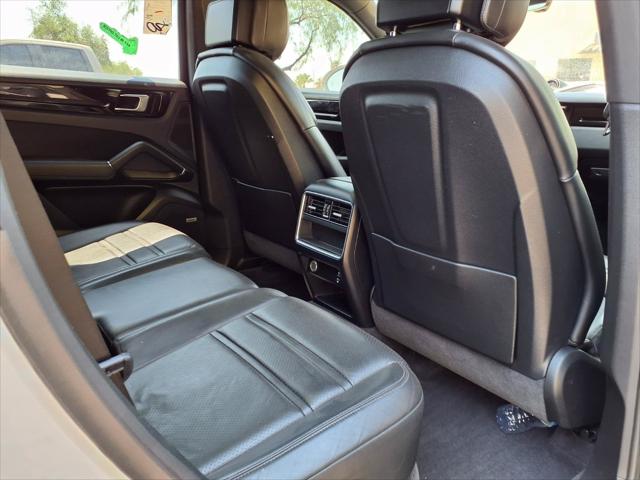 2020 Porsche Cayenne Base